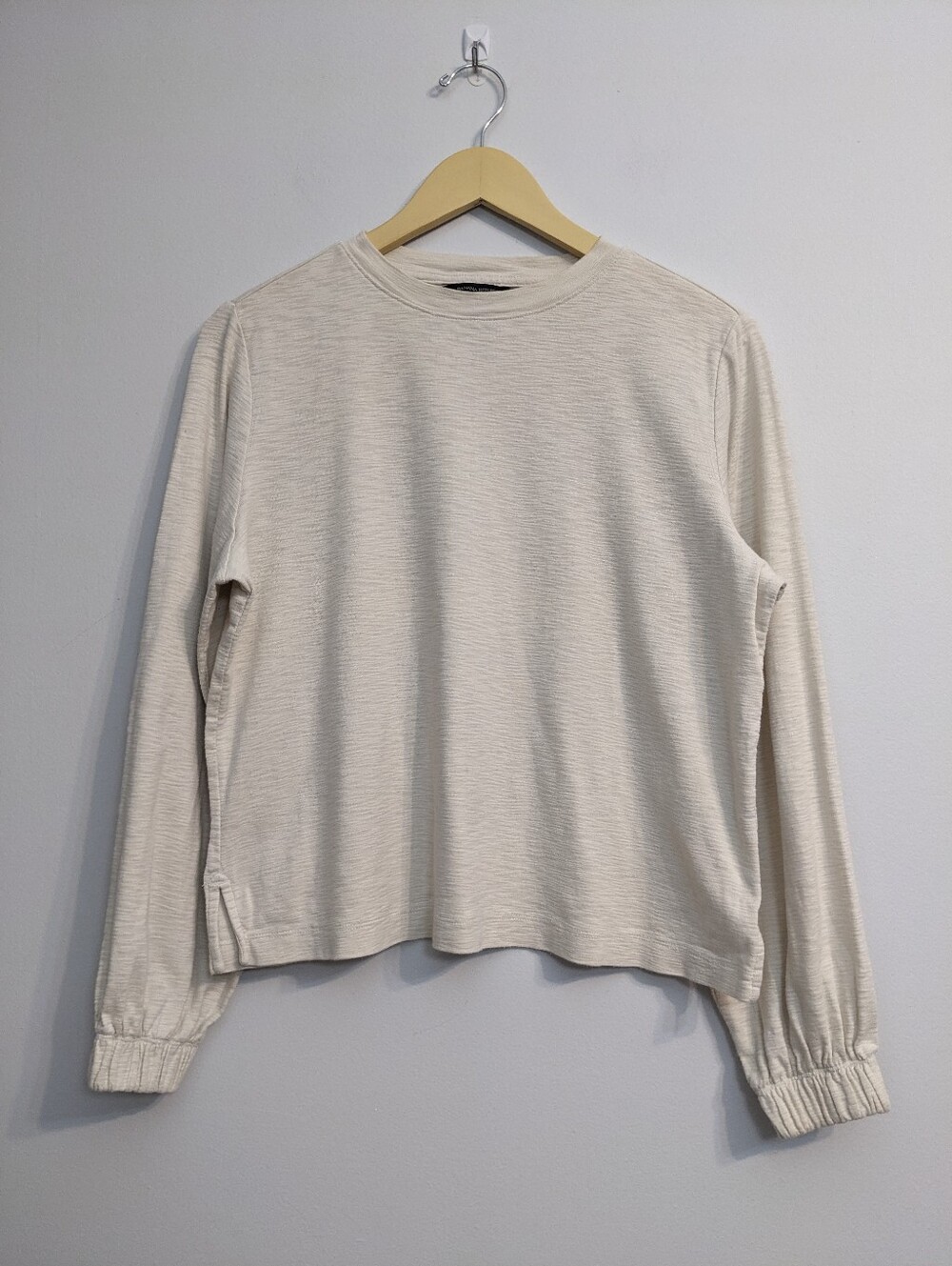 Banana Republic 100% Cotton Long Sleeve Top With Elastic Cuffs | Cream | XS